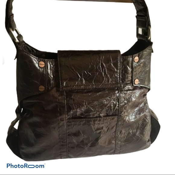 Matt & Nat Distressed Vegan Leather Purse. - Picture 4 of 6